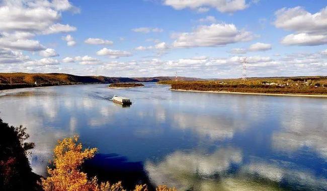 黑龙江,尊敬的听众朋友们